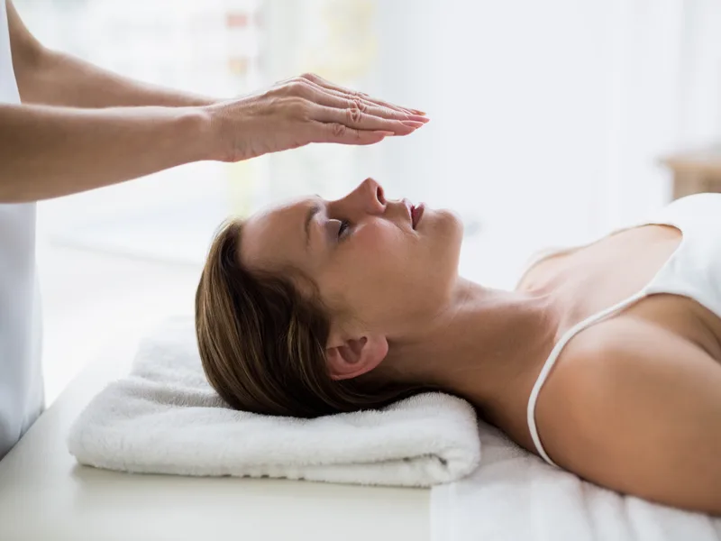 Reiki at HealthSource of Harvest in HARVEST