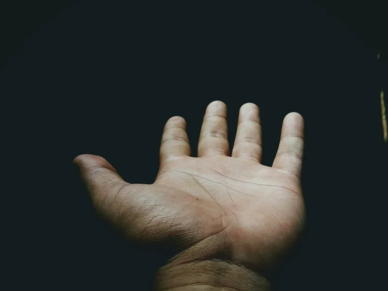 How HealthSource of Harvest treats carpal tunnel syndrome in HARVEST