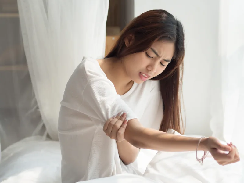How HealthSource of Harvest treats elbow pain in HARVEST