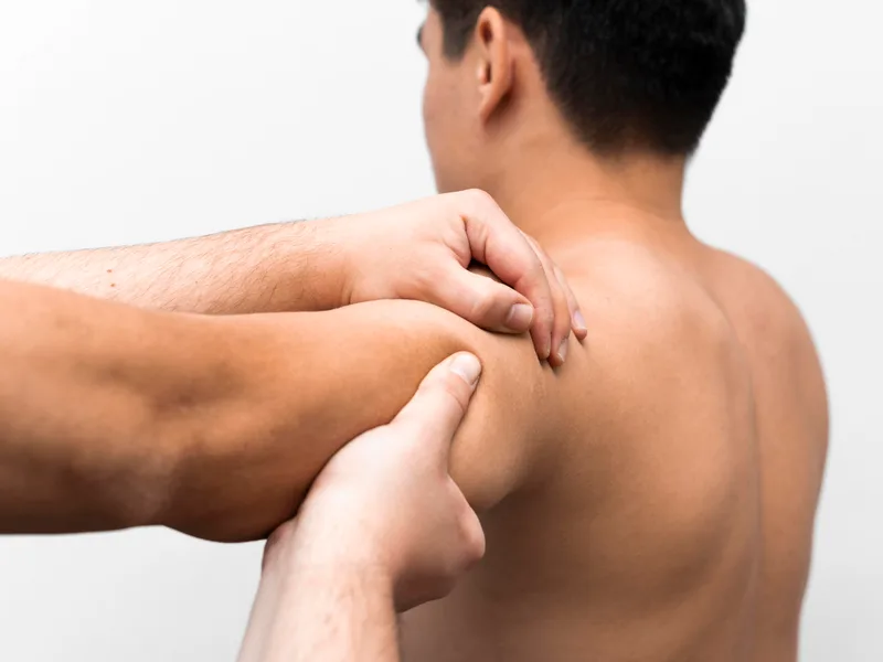 How HealthSource of Harvest treats rotator cuff injury in HARVEST